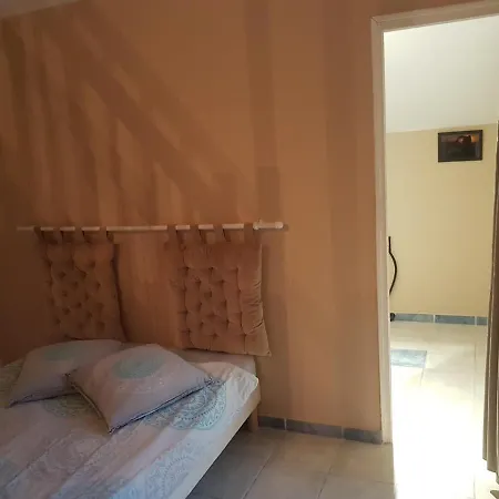 Le Betrot 3* Estissac