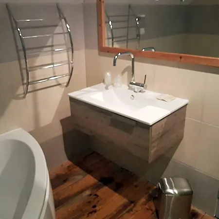 Le Betrot Bed & Breakfast 3*